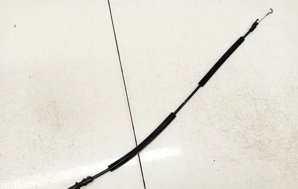 Seat Altea Front door cable line 5P0837085B