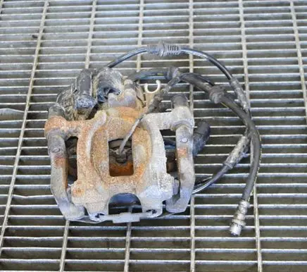 BMW X2 F39 Rear brake caliper 6883028