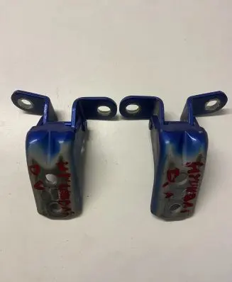 Hyundai Genesis Front door hinges set A046057