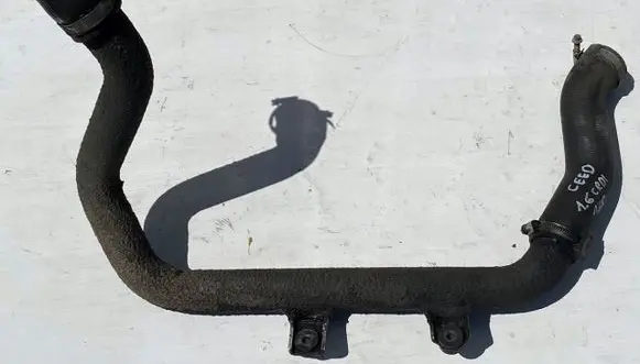 KIA Ceed Coolant pipe/hose 