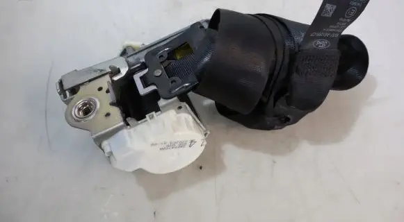 Ford Fiesta Front seatbelt
