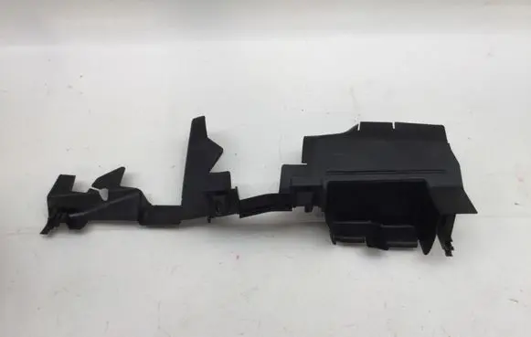 Volkswagen T-Cross Intercooler air guide/duct channel 2GM121284A
