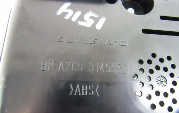 Speedometer (instrument cluster)