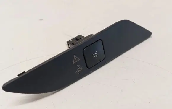 Citroen C4 II Picasso Tailgate/boot open switch button 9676610577