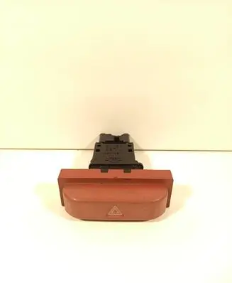 Nissan X-Trail T30 Hazard light switch 06016