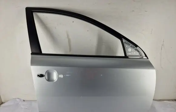 KIA Ceed Front door 
