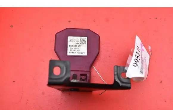 Skoda Octavia 985 Sound amplifier 5E0035497
