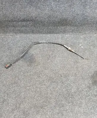 BMW 5 G30 G31 Exhaust gas temperature sensor 8570234