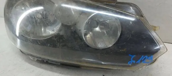Volkswagen Golf VI Headlight/headlamp
