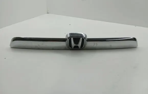 Honda CR-V Tailgate trim 74890SWW