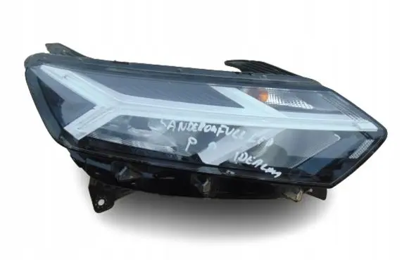 Dacia Sandero III Headlight/headlamp 26010720R