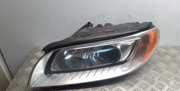 Volvo S80 Headlight/headlamp 30796129