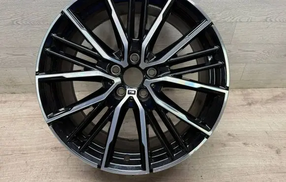 BMW 1 F40 R19 alloy rim 8092356