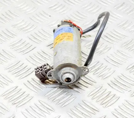 Mercedes-Benz S W220 Seat adjustment motor 0130002479 2208201542