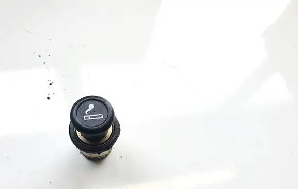 Toyota Avensis T270 Cigarette lighter 