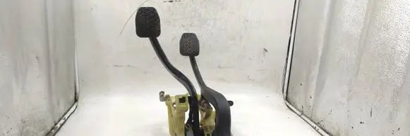 BMW 3 E90 E91 Pedal assembly 6759944