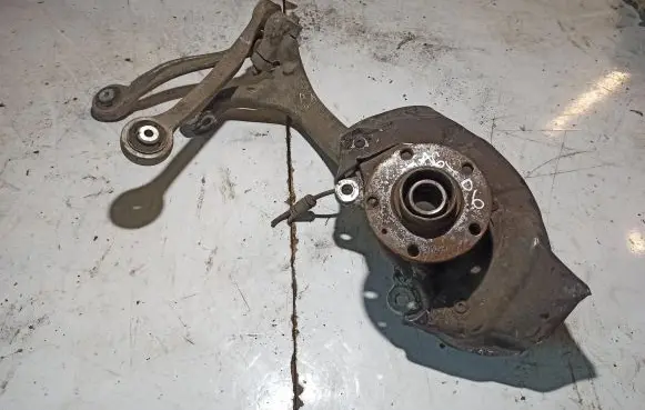 Audi A6 S6 C6 4F Front wheel hub