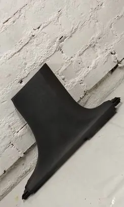 Volvo XC90 (B) pillar trim (bottom) 31363586