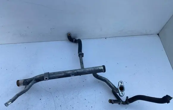Volvo V70 Engine coolant pipe/hose