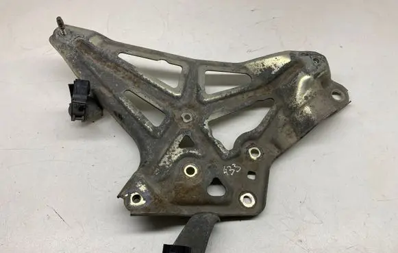 Lexus RX 450H Hybrid/electric vehicle battery bracket G901948010