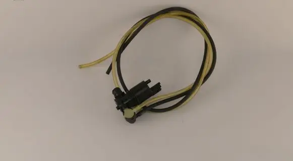 Nissan X-Trail T32 Windscreen/windshield washer pump 1050123 16082422202D