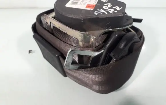 Audi A4 S4 B6 8E 8H Front seatbelt 8E0857705G