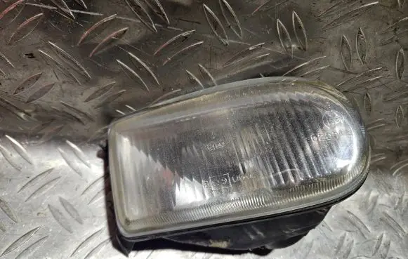 Renault 19 Front fog light 020023