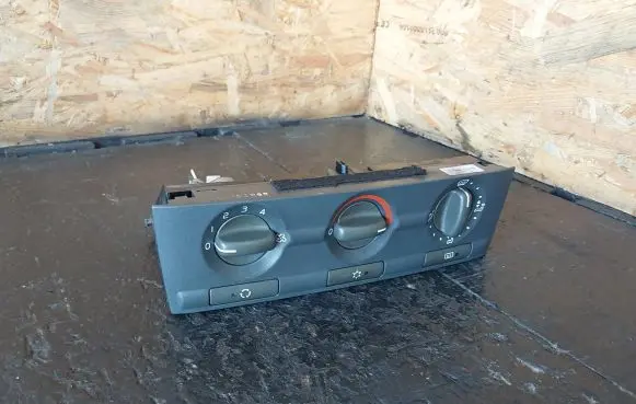 Volvo S40, V40 Climate control unit 9041704797 30613716