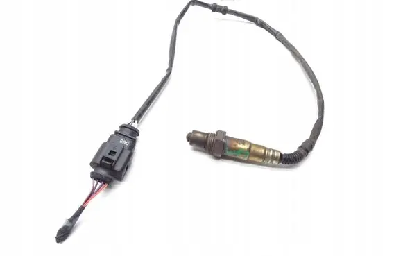 Audi Q3 8U Lambda probe sensor 06F906262AE