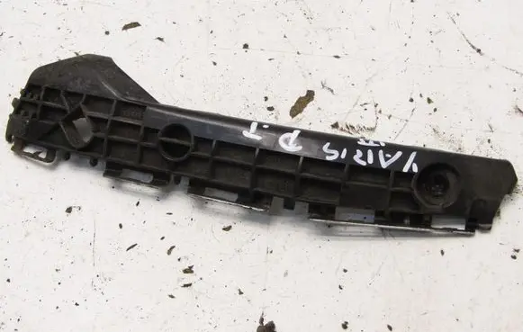 Toyota Yaris Rear bumper mounting bracket 525750D130