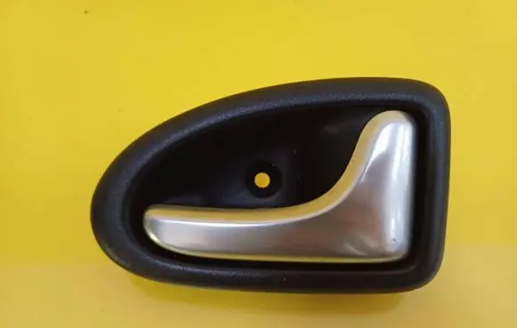 Renault Clio II Front door interior handle 8200028995