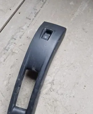 Opel Meriva B Front door window winding handle 13301886