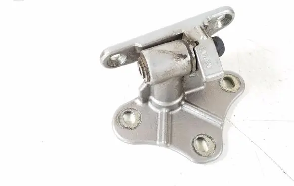 Mercedes-Benz R W251 Rear door lower hinge A2517300437