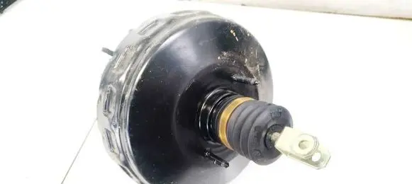Mercedes-Benz C W203 Brake booster A0054304730 03784920014
