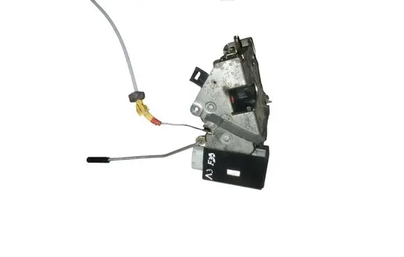 BMW 5 E39 Front door lock 8166249