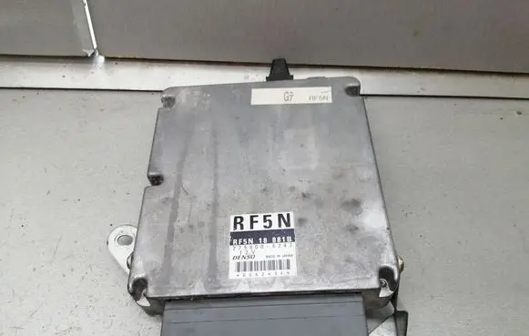 Mazda 6 Engine control unit/module RF5N18881B 2758006243