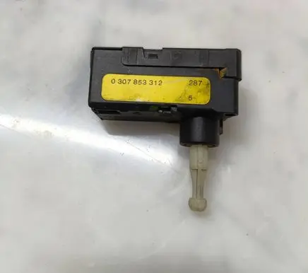 Honda Civic Headlight level adjustment motor 0307853312