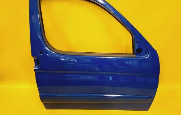 Peugeot Partner Front door