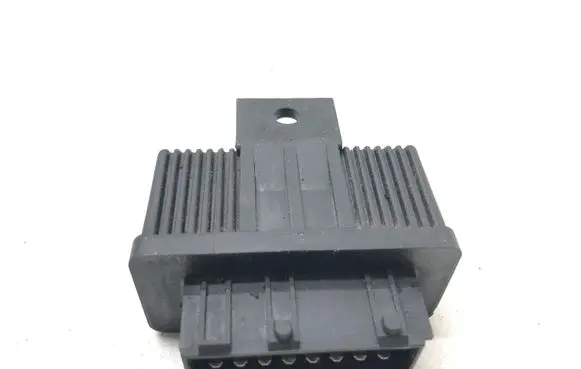 Peugeot Partner Fuel pump relay 240107