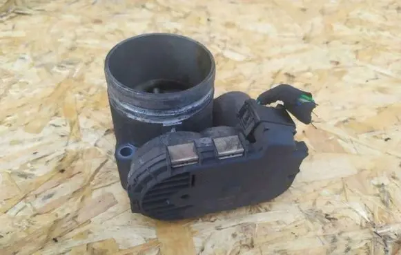 Fiat 500 Engine shut-off valve 