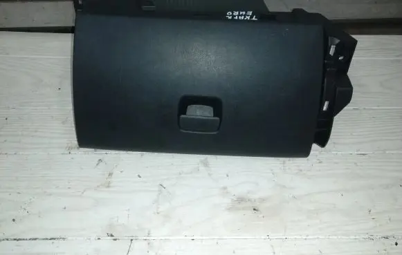 Renault Trafic III (X82) Glove box set 681084578R