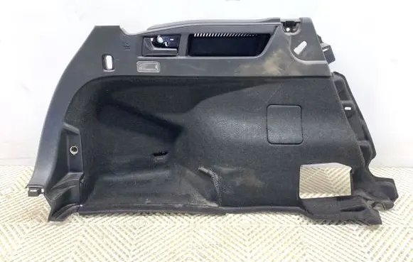 Trunk/boot side trim panel