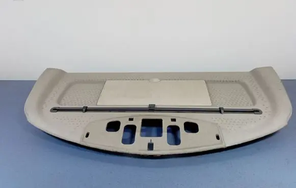 Parcel shelf