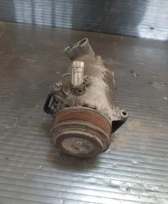 Opel Zafira B Air conditioning (A/C) compressor (pump) 13124752