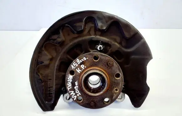 Volkswagen Tiguan Front wheel hub 5QF400053AG 5Q0615311G