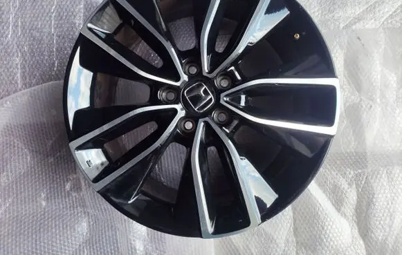 Honda Civic III R12 alloy rim 3M018075A