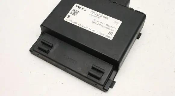 Audi A6 S6 C7 4G Voltage converter/converter module 8K0959663