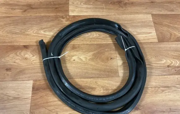 Volkswagen Touareg II Engine compartment rubber 7P6823707A