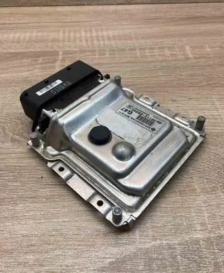 Hyundai i30 Engine control unit/module ECU 391122B660 9001090341KB