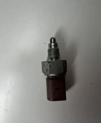Volkswagen Polo VI Reversing light switch sensor 02T945415P